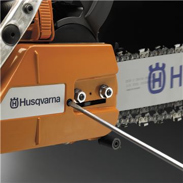HUSQVARNA 390 XP Chainsaw