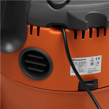 HUSQVARNA WDC 220 Vacuum Cleaner