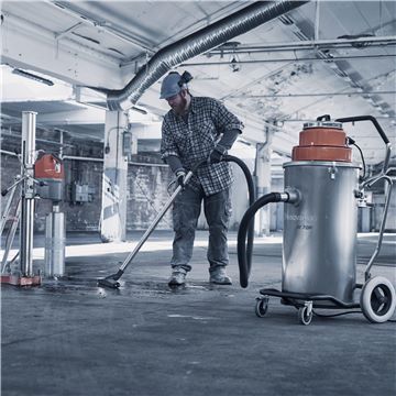 HUSQVARNA W70 Wet Slurry Vac